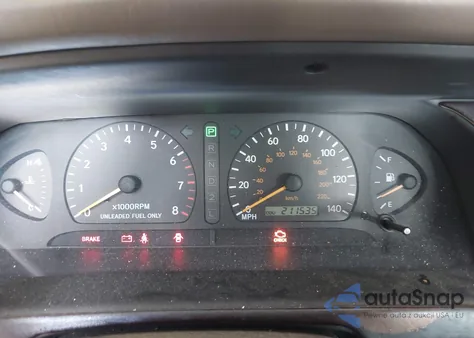 1998 Toyota Avalon Xl z USA, uszkodzony, nr VIN 4T1BF18B3WU229661